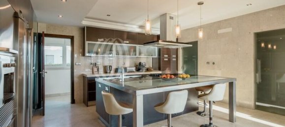 4 bedrooms Villa in Almada, Portugal No. 112242 13