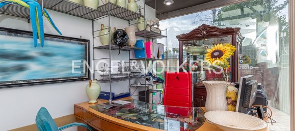 10 rooms Building in Rome, Italy No. 379241 12