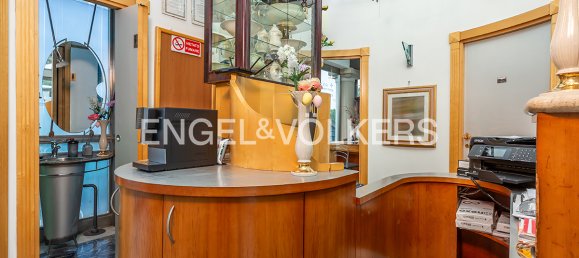 10 rooms Building in Rome, Italy No. 379241 15