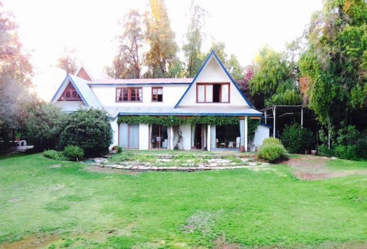 3 bedrooms House in Santiago, Chile No. 2125