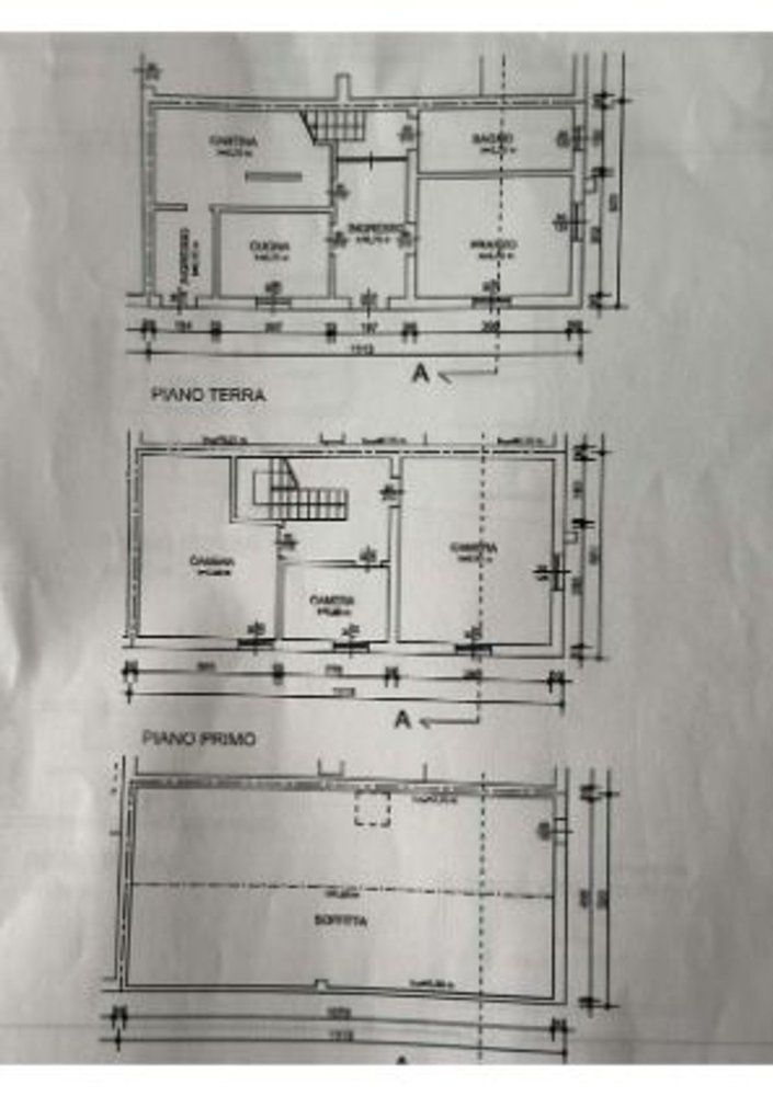 Casa de 4 habitaciónes en Cavezzo, Italy No. 301951