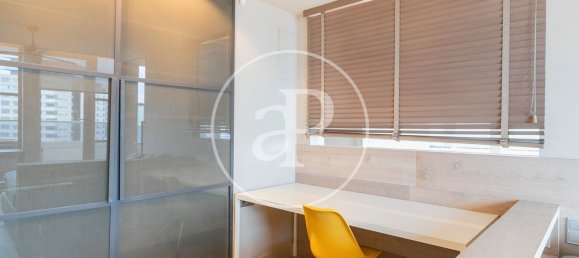 3 bedrooms Penthouse in Sant Marti, Spain No. 24670 33