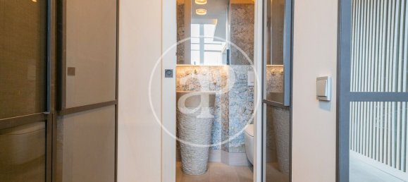 3 bedrooms Penthouse in Sant Marti, Spain No. 24670 34