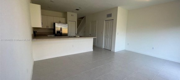 3 dormitorios dúplex en venta en Miami, Miami-Dade, Florida, USA № 614654 17