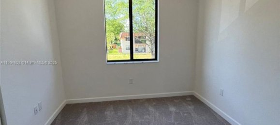 3 dormitorios dúplex en venta en Miami, Miami-Dade, Florida, USA № 614654 13