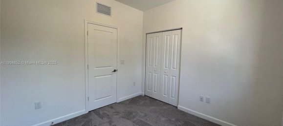 3 dormitorios dúplex en venta en Miami, Miami-Dade, Florida, USA № 614654 14