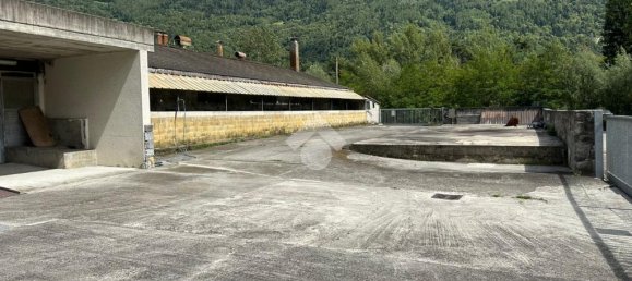 10-Zimmer Lagerhaus in Lombardy, Italy, Nr. 257661 4