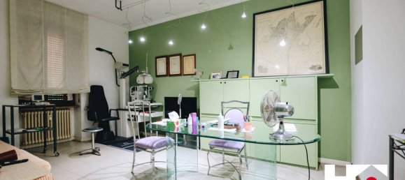 3 rooms Commercial property in Brescia, Italy No. 277025 11