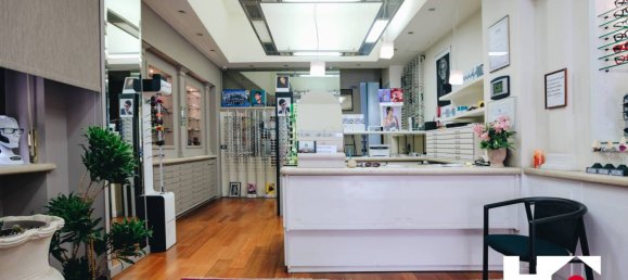 3 rooms Commercial property in Brescia, Italy No. 277025 6