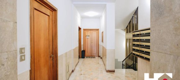 3 rooms Commercial property in Brescia, Italy No. 277025 22
