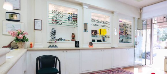 3 rooms Commercial property in Brescia, Italy No. 277025 4