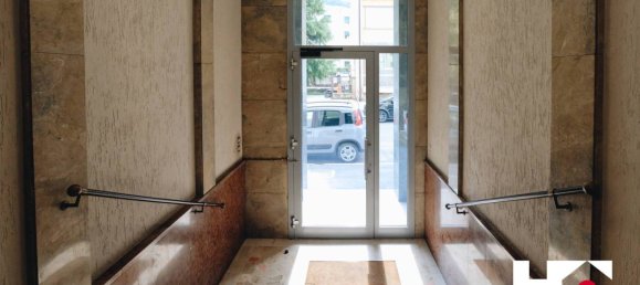 3 rooms Commercial property in Brescia, Italy No. 277025 19