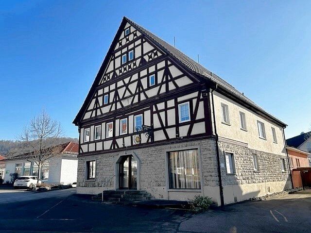 7غرفة بناية في Schwabisch Hall, Germany رقم 63450