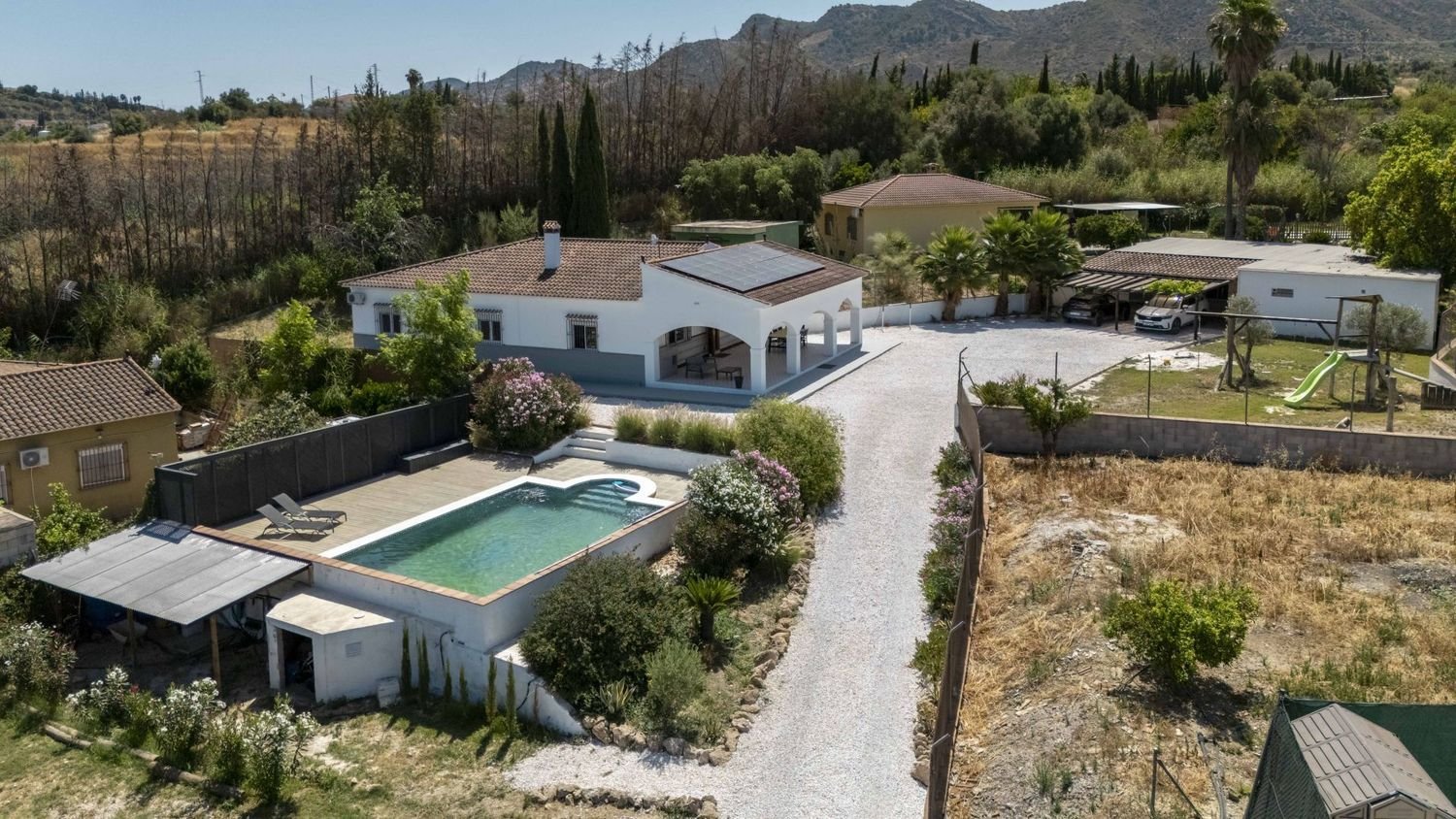 5 bedrooms House in Cartama, Spain No. 155002