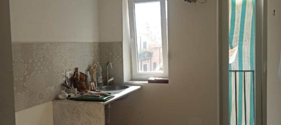3 rooms Apartment in Palermo, Italy No. 39311 11