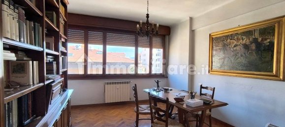 3 bedrooms Apartment in Pisa, Italy No. 352479 2
