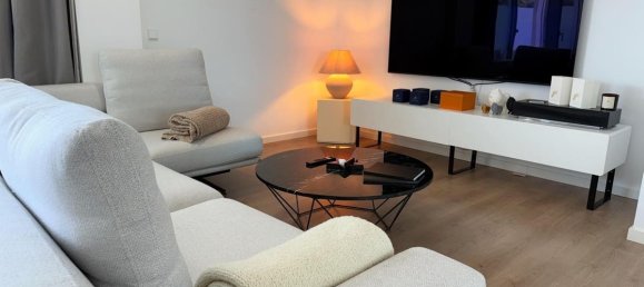 2 bedrooms Penthouse in Estepona, Spain No. 184276 4