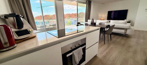 2 bedrooms Penthouse in Estepona, Spain No. 184276 7