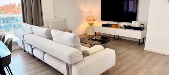 2 bedrooms Penthouse in Estepona, Spain No. 184276 3