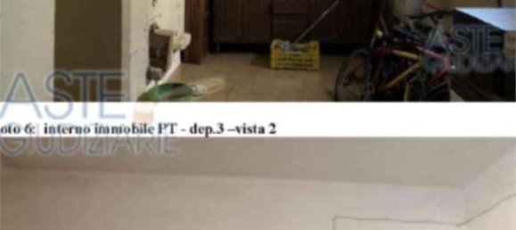 2 bedrooms House in Turi, Italy No. 281852 12