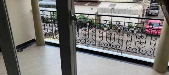 Bungalow de 2 dormitorios en Pattaya, Thailand No. 19162 19