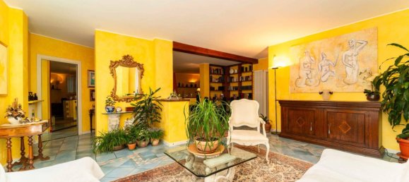 2 bedrooms Villa in Pino Torinese, Italy No. 322031 22