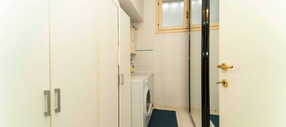 2 bedrooms Villa in Pino Torinese, Italy No. 322031 8