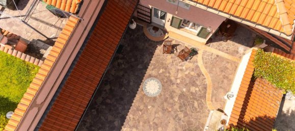 2 bedrooms Villa in Pino Torinese, Italy No. 322031 4