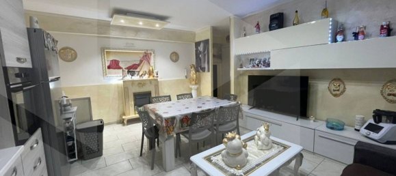 2 rooms Apartment in Bari, Italy No. 31456 4