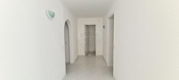 Склад 79м² в Албуфейра, Португалия № 87138 2