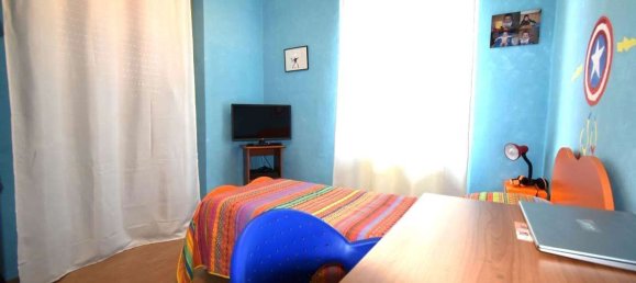 Дом с 5 комнатами в Альба, Италия № 156701 14