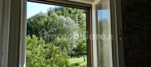 5-Zimmer Gebäude in Carro, Italy, Nr. 293378 9