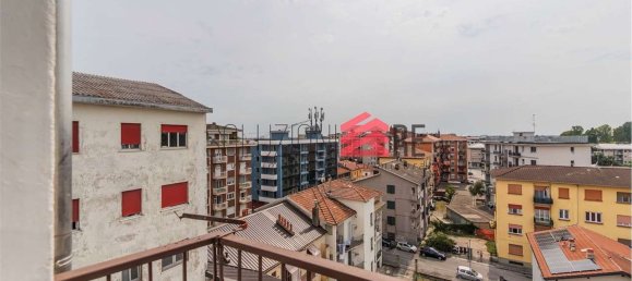 2-Zimmer Penthouse in Novara, Italy, Nr. 307568 15