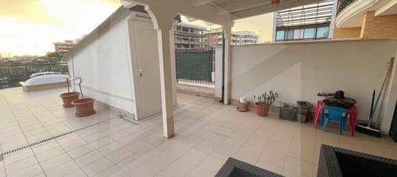 6غرفة شقة في Manfredonia, Italy رقم 19648 48