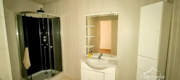 3 bedrooms House in Hargnies, France No. 160124 17