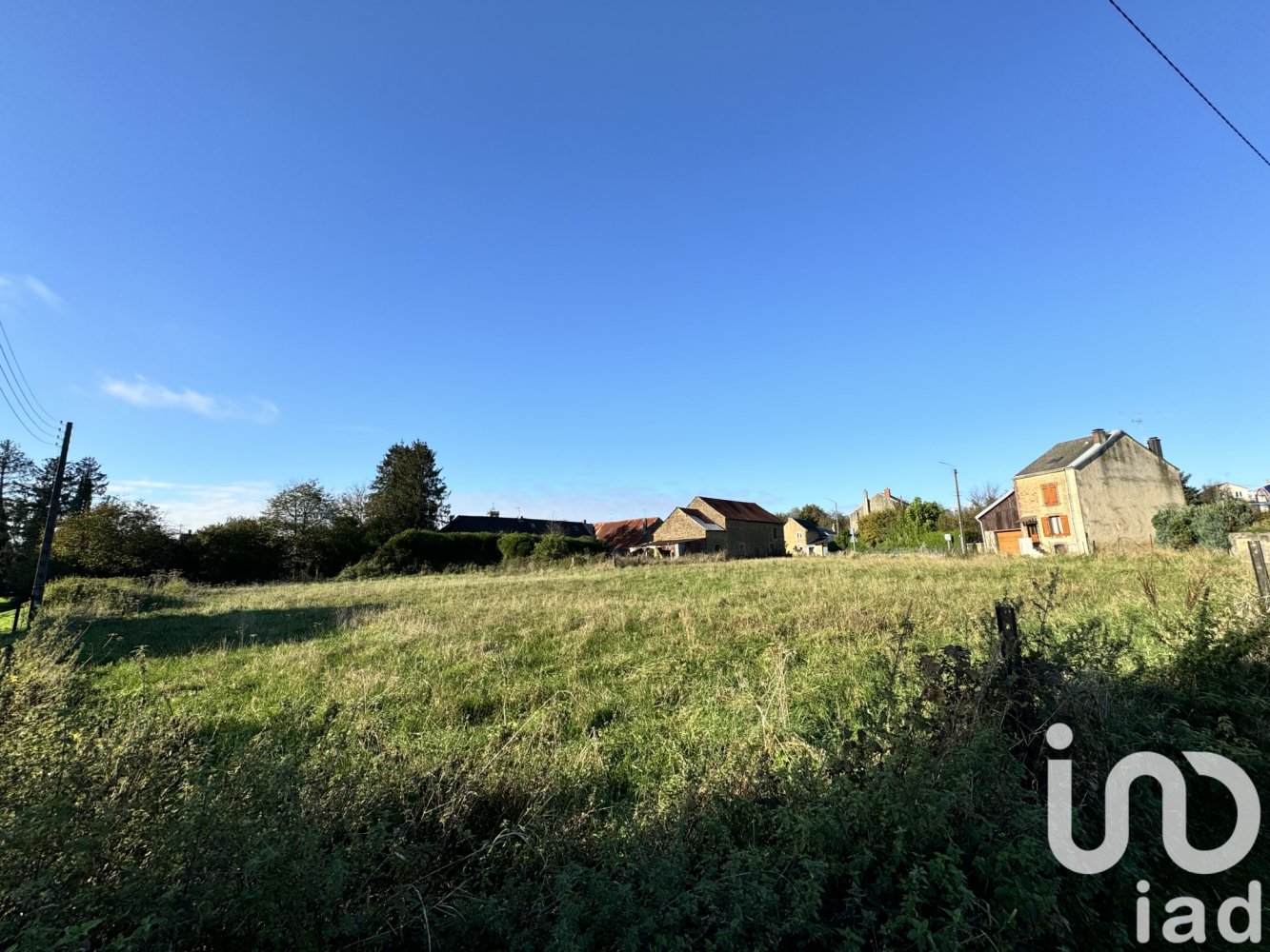 Terreno em Vivier-au-Court, France 3208 m² N.º 211154