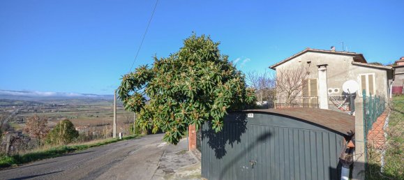 4 rooms House in Fabro, Italy No. 76121 3