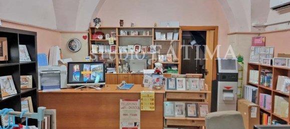 80m² Commercial property in Foggia, Italy No. 333869 4
