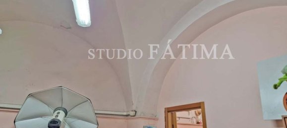 80m² Commercial property in Foggia, Italy No. 333869 10