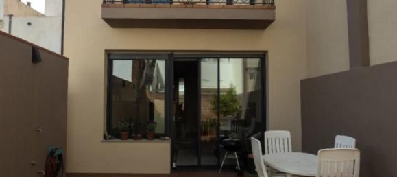 4 bedrooms House in Figueres, Spain No. 113550 4