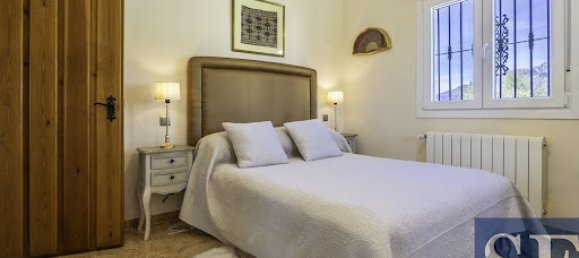 4 bedrooms Villa in Canillas De Albaida, Spain No. 183363 10