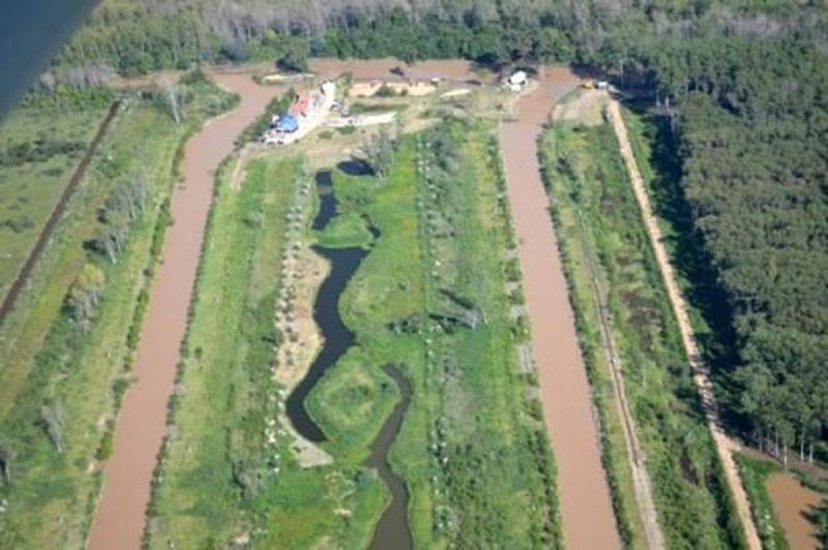  Land in Tigre, Argentina No. 42581