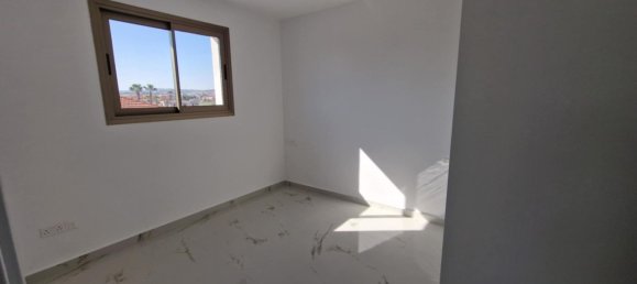 Квартира с 2 спальнями в Ларнака, Кипр № 21935 10