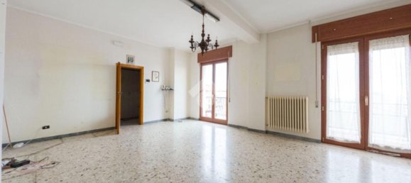 5 rooms Apartment in Manfredonia, Italy No. 81691 15