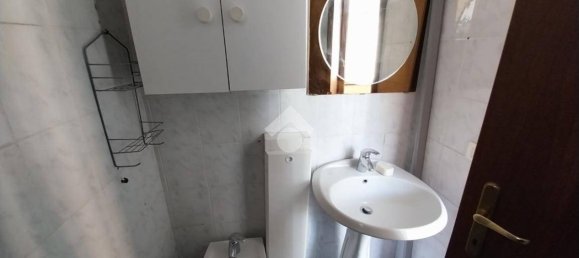 Apartamento de 1 dormitorio en Genoa, Italy No. 30091 5