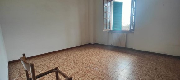 Apartamento de 3 divisões em Castelnuovo Magra, Italy N.º 306331 3