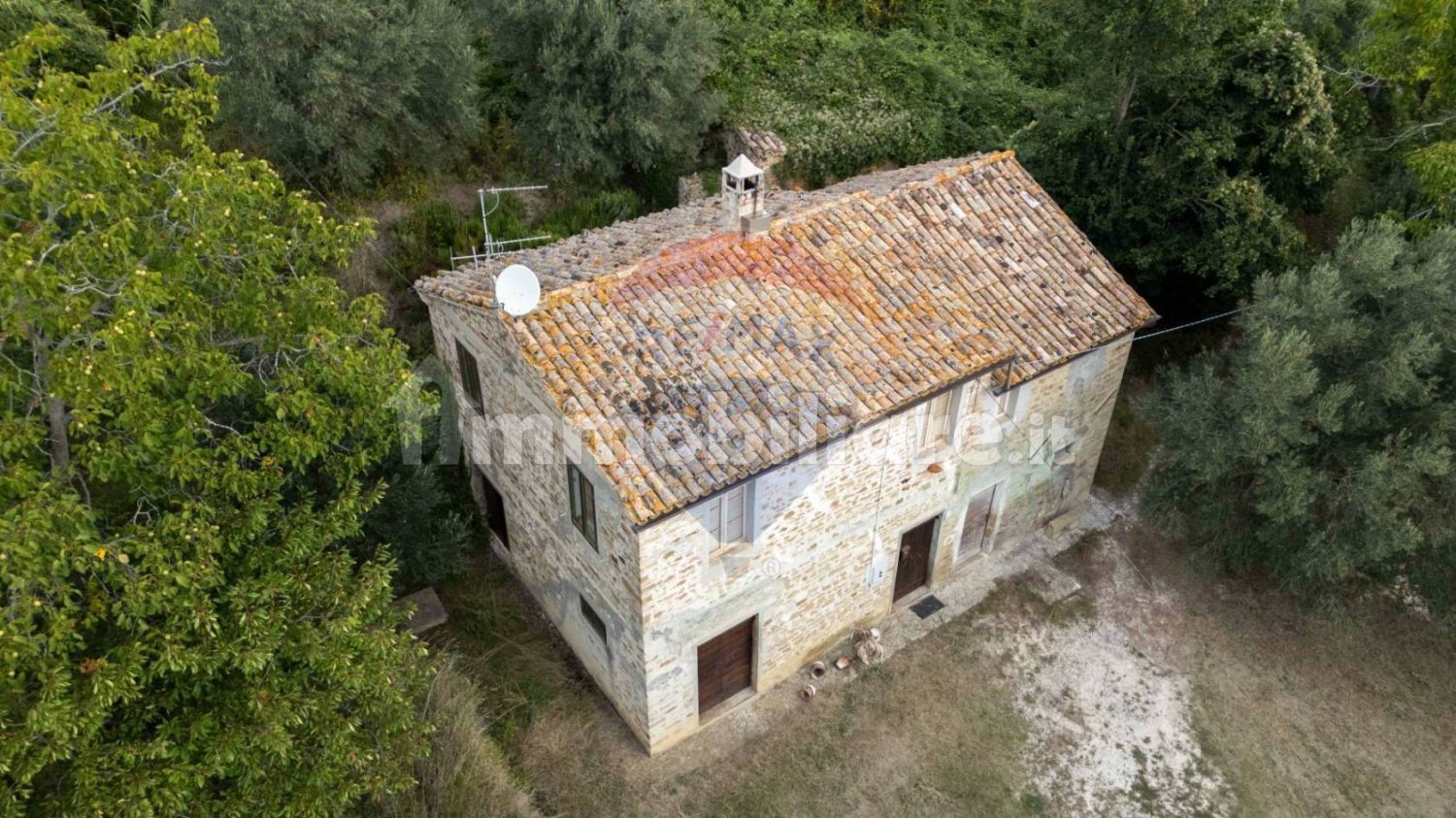 2 bedrooms House in Serra San Quirico, Italy No. 342002