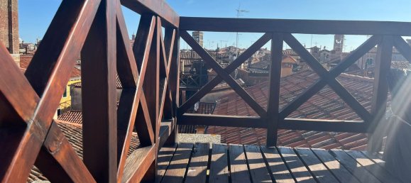 3 rooms Apartment in Venice, Italy No. 305461 11