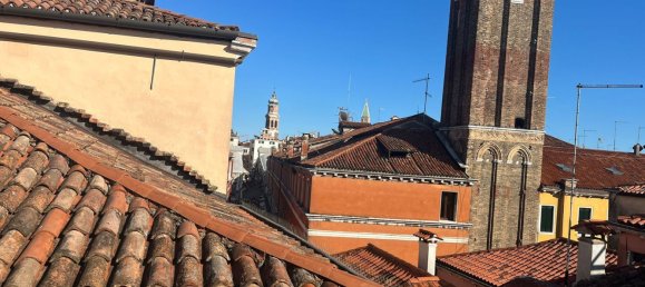 3 rooms Apartment in Venice, Italy No. 305461 10