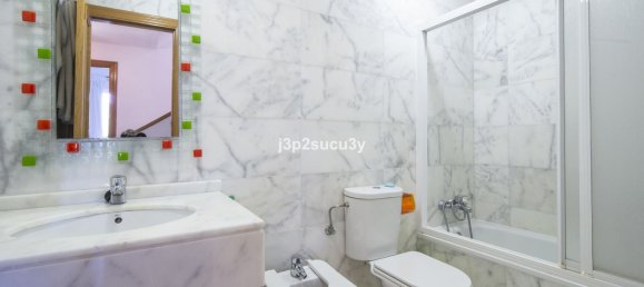 3 Schlafzimmer Haus in Estepona, Spain, Nr. 147748 8